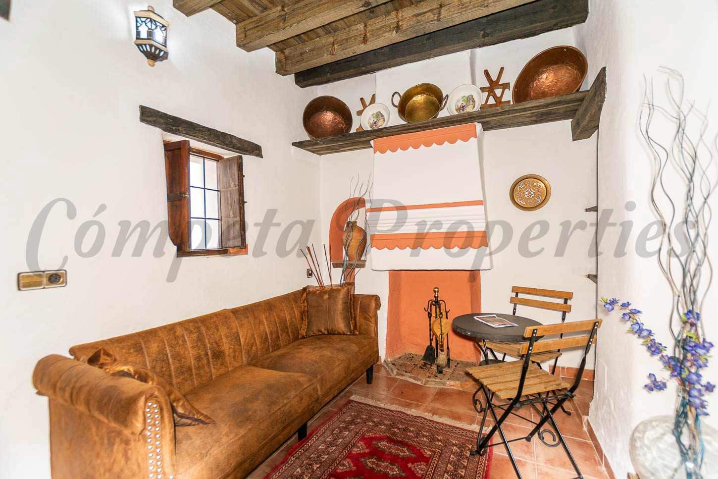 3 slaapkamer Huis te koop in Salares - € 179.000 (Ref: 9502941)