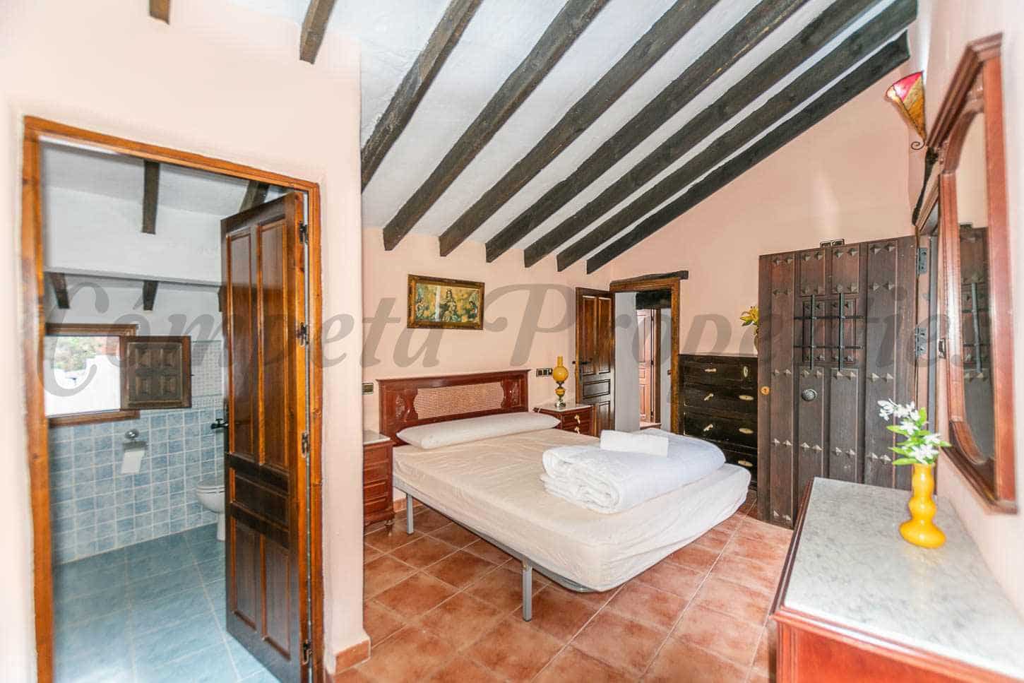 3 slaapkamer Huis te koop in Salares - € 179.000 (Ref: 9502941)