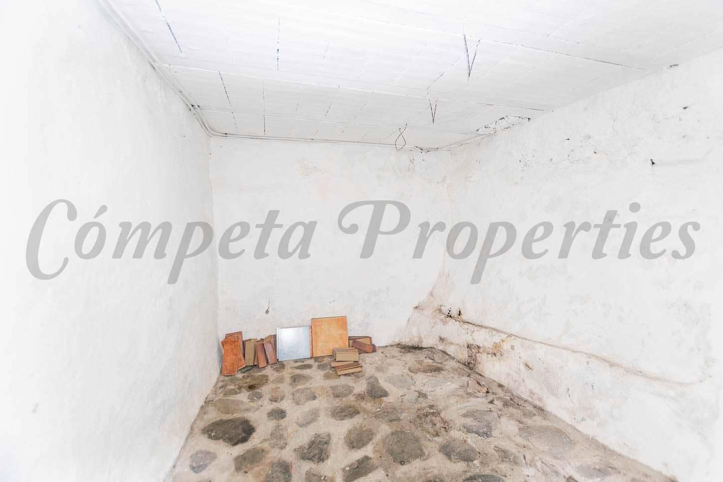 3 slaapkamer Huis te koop in Salares - € 179.000 (Ref: 9502941)