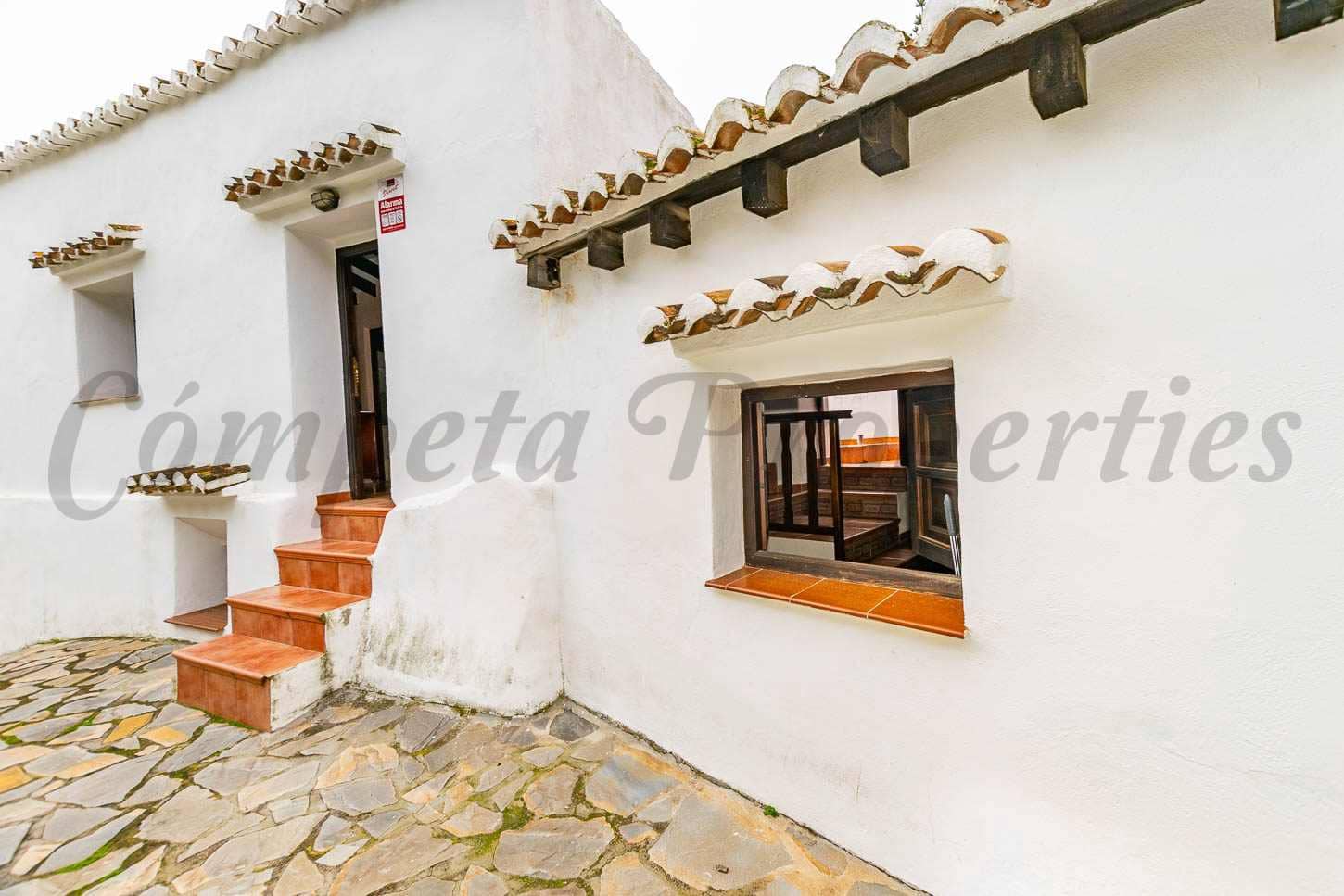 3 slaapkamer Huis te koop in Salares - € 179.000 (Ref: 9502941)