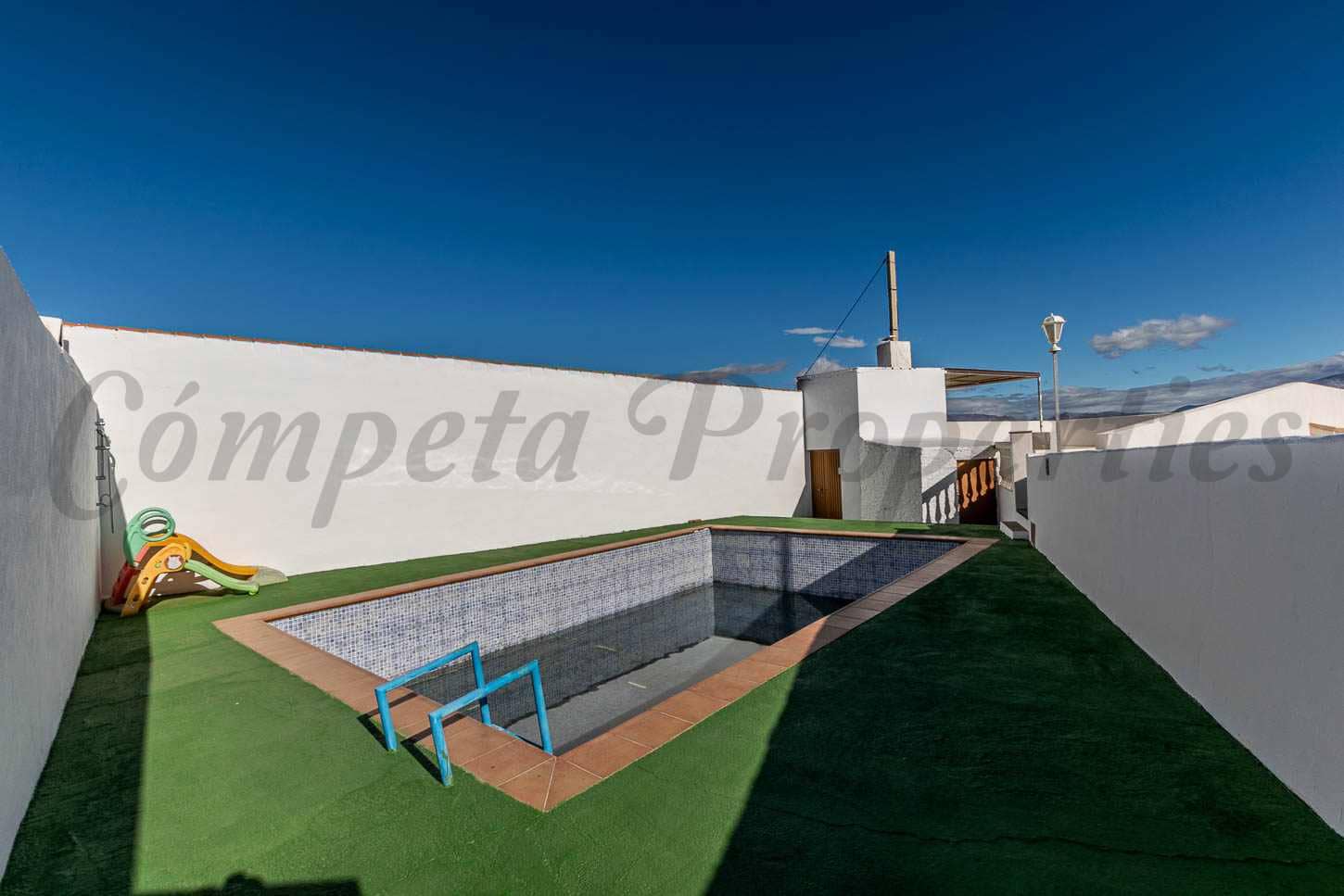 3 bedroom Villa for sale in Macharaviaya with pool garage - € 430,000 (Ref: 9505940)