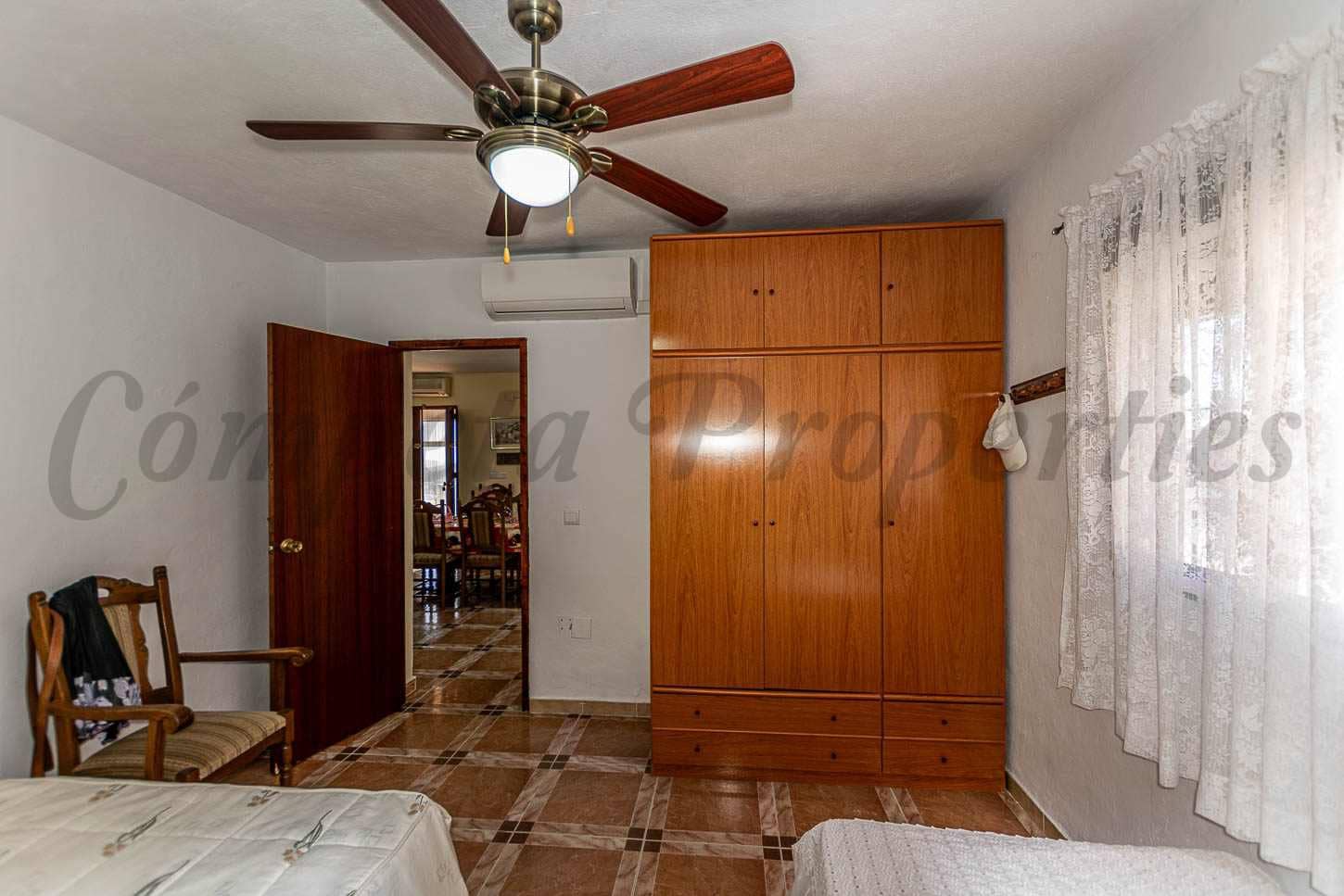 3 bedroom Villa for sale in Macharaviaya with pool garage - € 430,000 (Ref: 9505940)