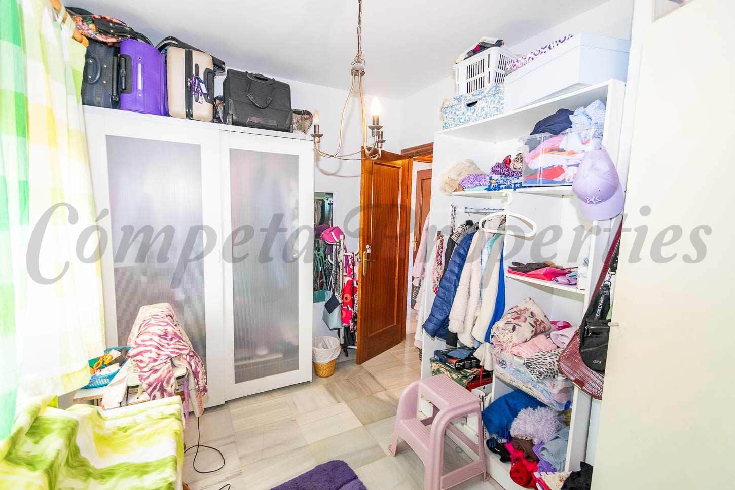 3 bedroom Apartment for sale in Torrox - € 249,000 (Ref: 9506225)