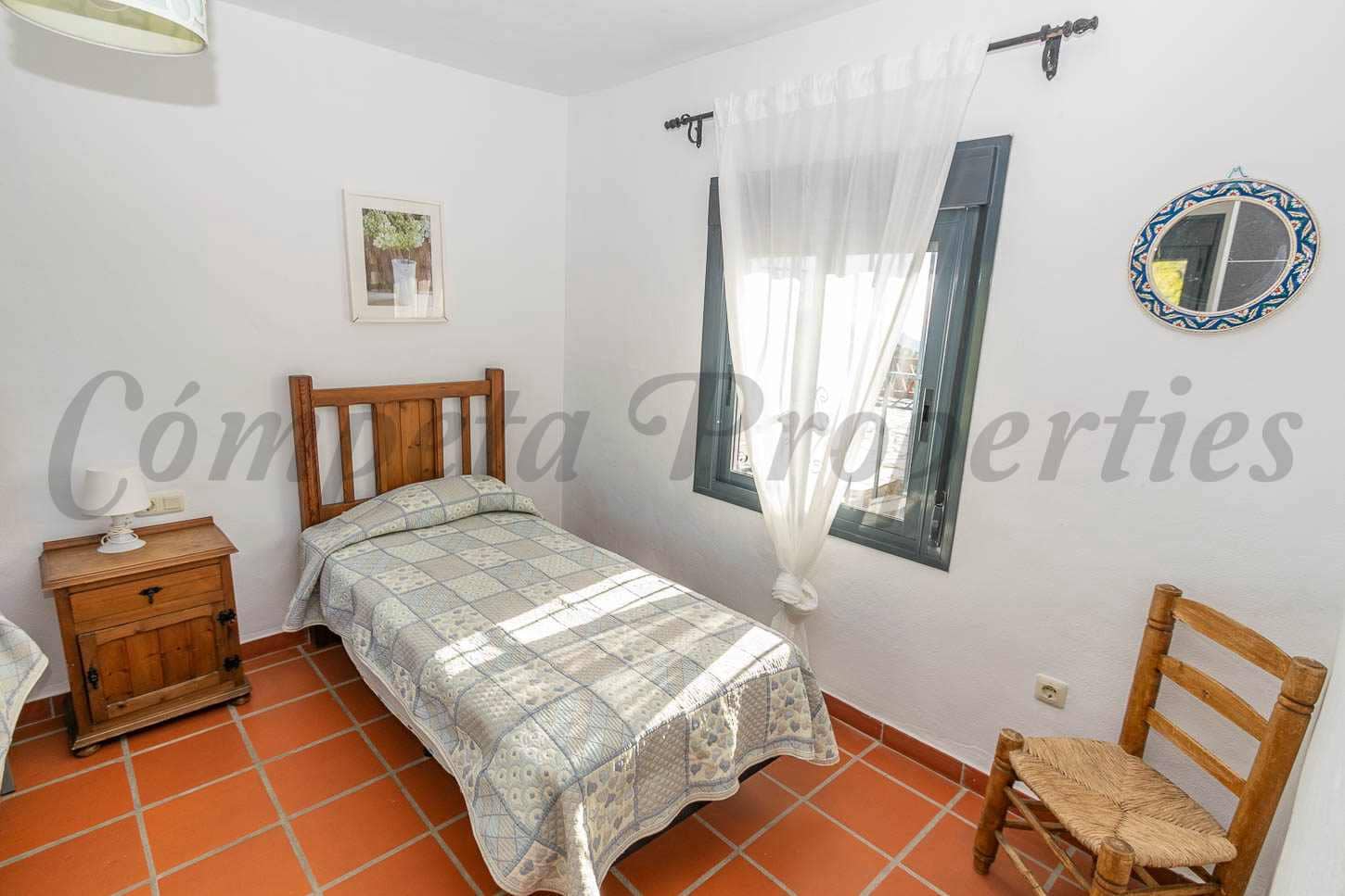 2 sypialnia Willa do wynajęcia w Frigiliana z basenem - 1 800 € (Ref: 9506546)