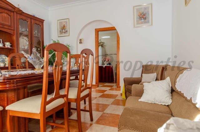 3 bedroom Townhouse for sale in Cómpeta with pool - € 228,000 (Ref: 9506821)
