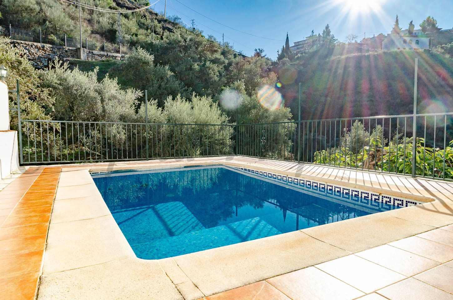 3 bedroom Townhouse for sale in Competa with pool - € 228,000 (Ref: 9506821)