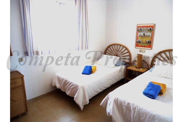 Maison de Ville de 3 chambres à louer à Nerja avec piscine - 1 050 € (Ref: 9523283)