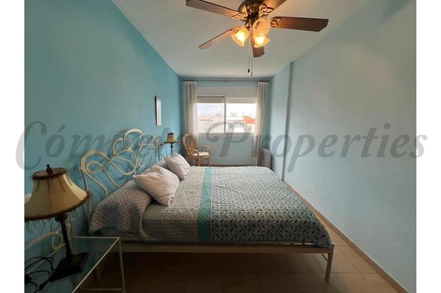 3 quarto Casa em Banda para arrendar em Nerja com piscina - 1 050 € (Ref: 9523283)