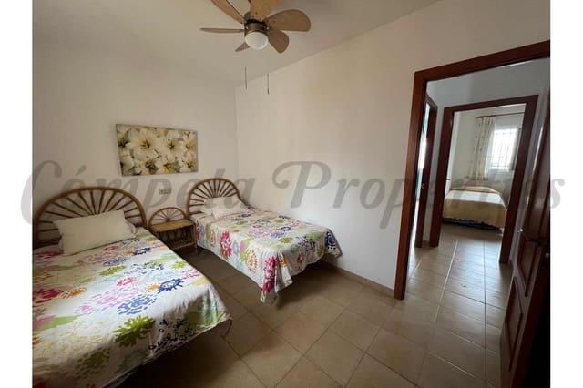 3 quarto Casa em Banda para arrendar em Nerja com piscina - 1 050 € (Ref: 9523283)