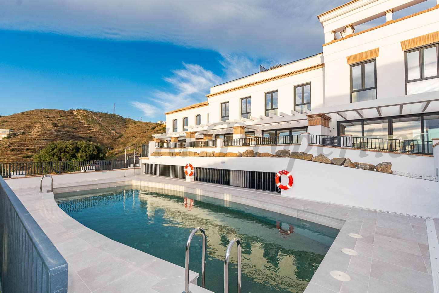 2 bedroom Terraced Villa for sale in Torrox-Costa - € 347,000 (Ref: 9534802)