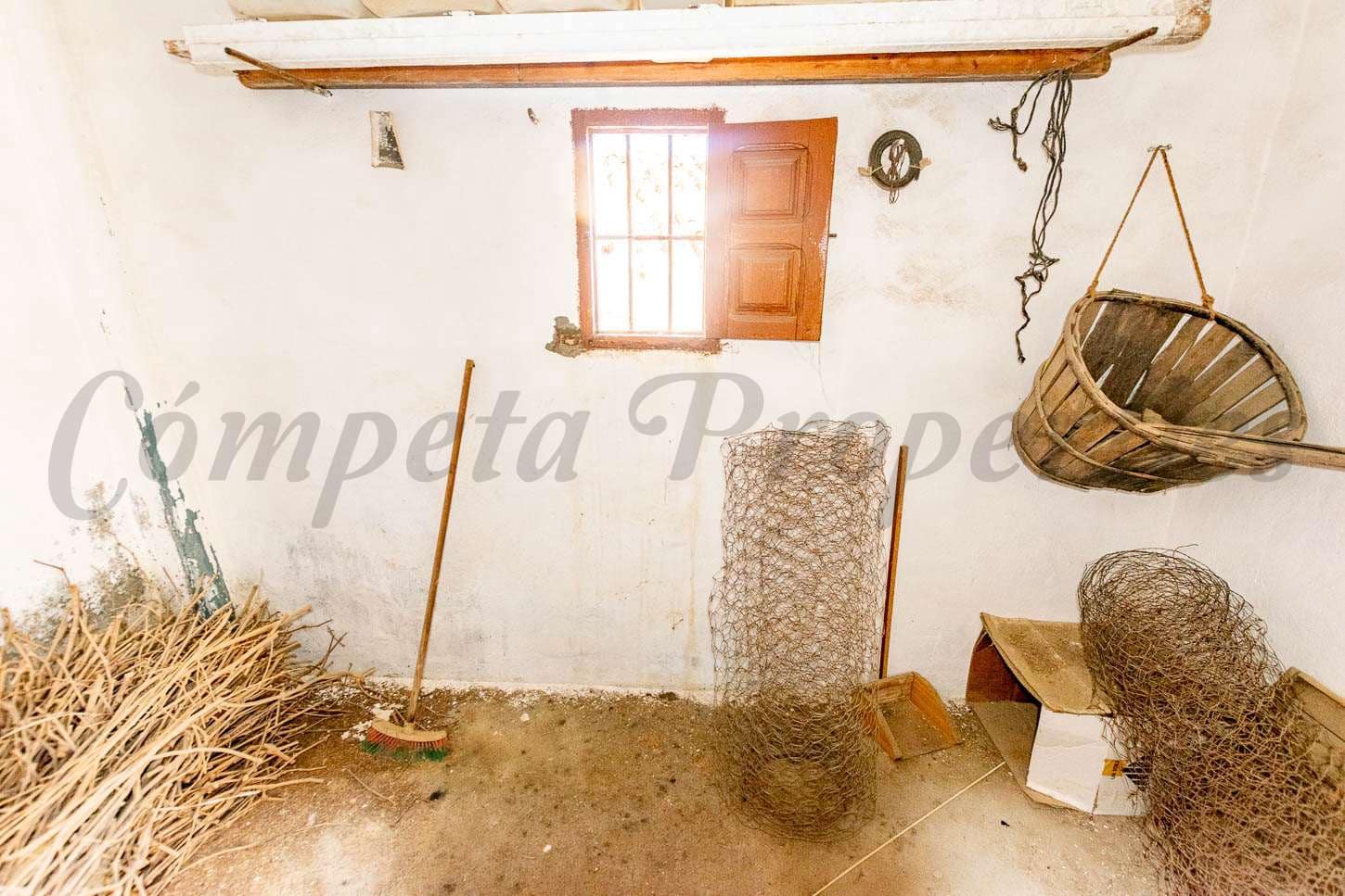 3 bedroom Townhouse for sale in Sayalonga - € 99,000 (Ref: 9535231)