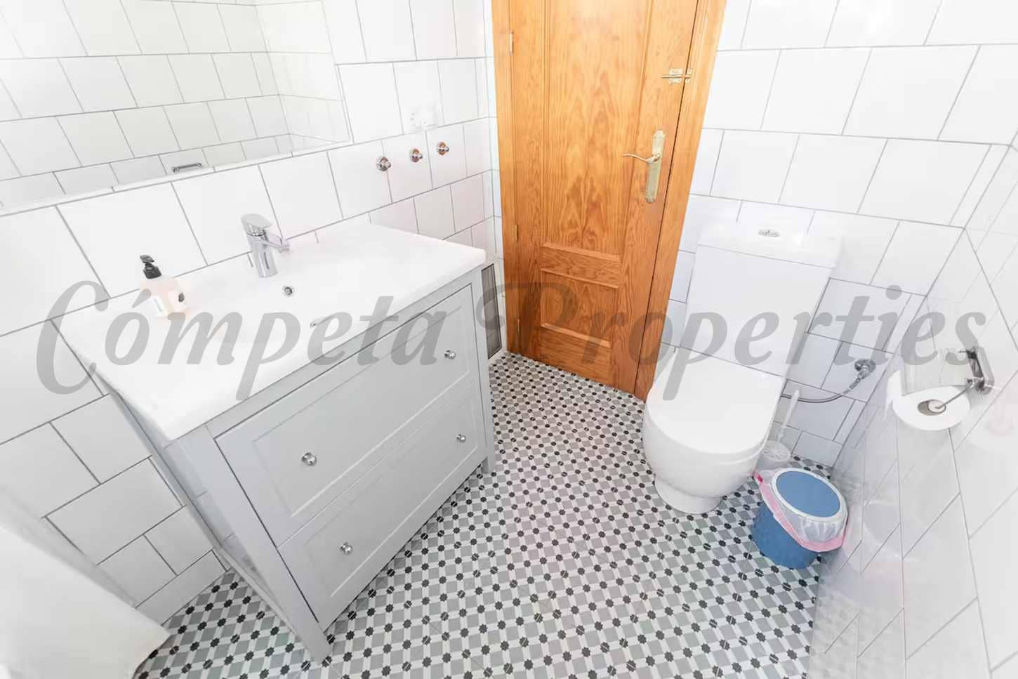 3 quarto Quinta/Casa Rural para arrendar em Torrox com piscina garagem - 2 500 € (Ref: 9536257)