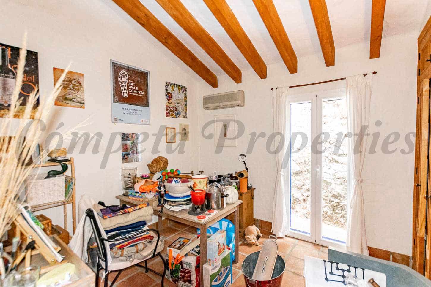 5 soveværelse Villa til salg i Competa med swimmingpool - € 875.000 (Ref: 9536268)