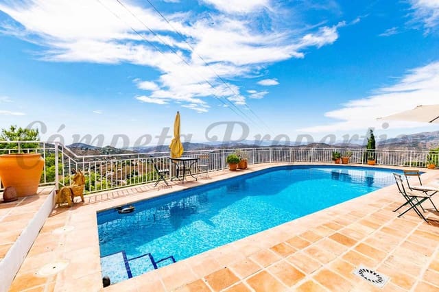 5 soveværelse Villa til salg i Cómpeta med swimmingpool - € 875.000 (Ref: 9536268)