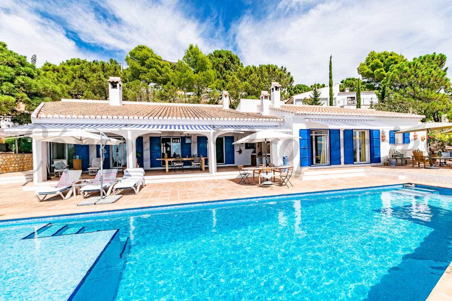 5 soveværelse Villa til salg i Competa med swimmingpool - € 875.000 (Ref: 9536268)