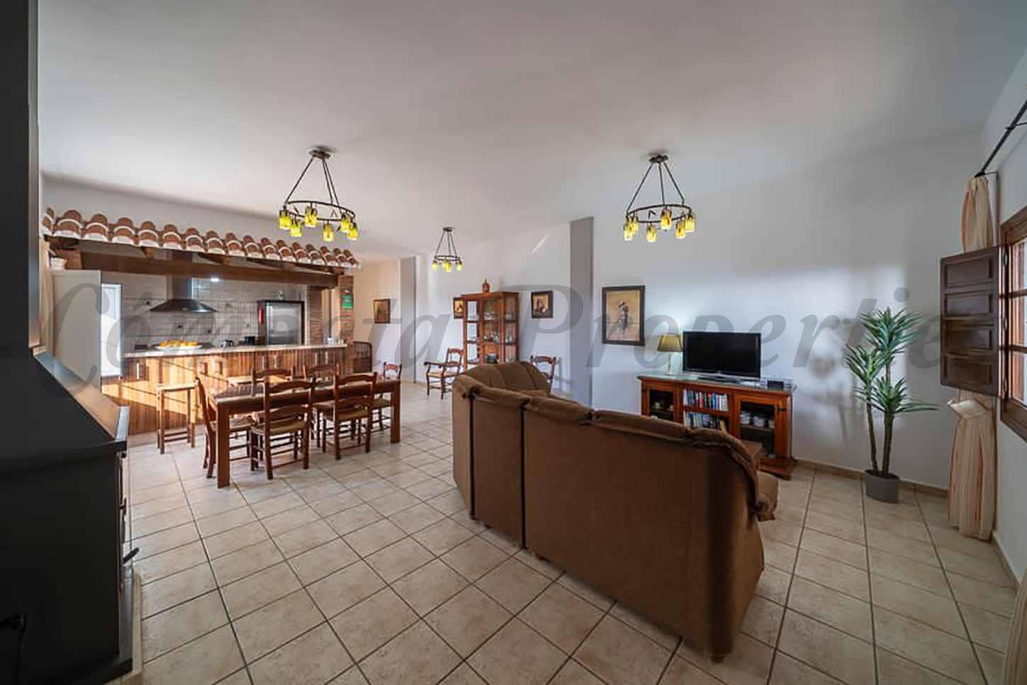 3 makuuhuone Maalaistalo vuokrattavana paikassa Torrox mukana 
autotalli - 1 100 € (Ref: 9542088)