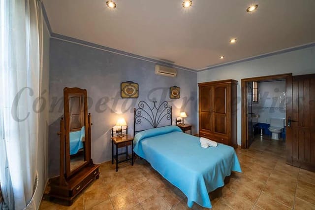 4 camera da letto Finca/Casa di Campagna da affittare in Torrox con piscina garage - 1.700 € (Rif: 9542101)