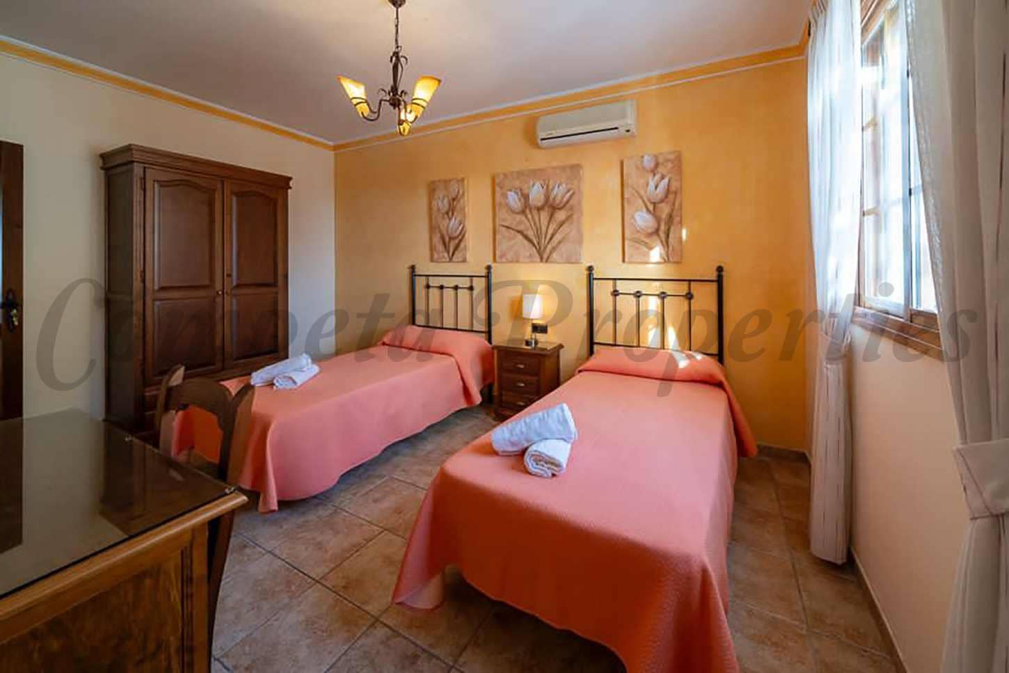 4 camera da letto Finca/Casa di Campagna da affittare in Torrox con piscina garage - 1.700 € (Rif: 9542101)