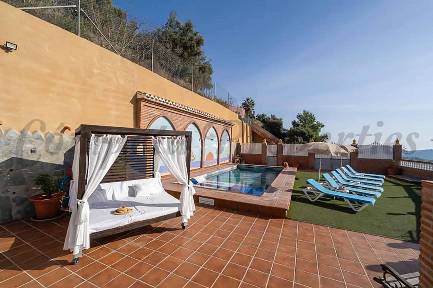 4 camera da letto Finca/Casa di Campagna da affittare in Torrox con piscina garage - 1.700 € (Rif: 9542101)