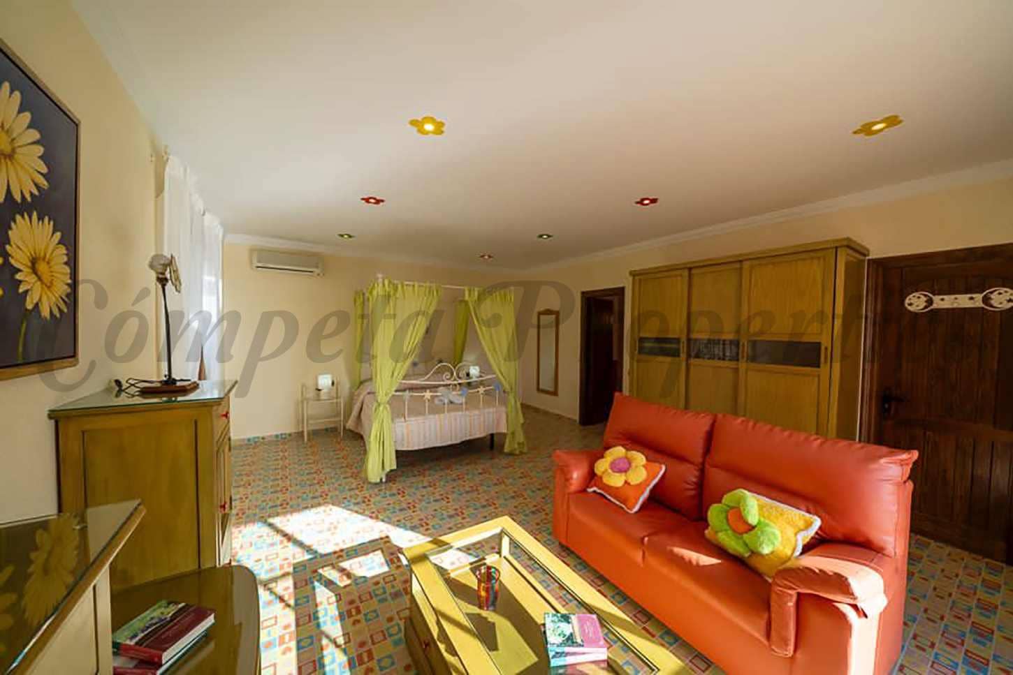 4 camera da letto Finca/Casa di Campagna da affittare in Torrox con piscina garage - 1.700 € (Rif: 9542101)