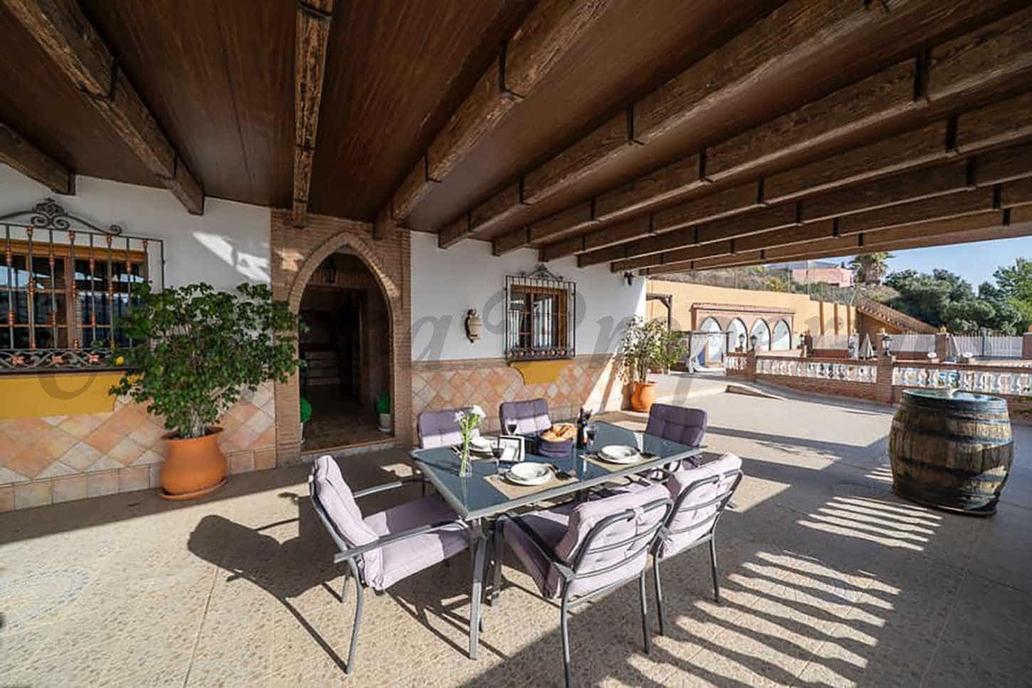 4 camera da letto Finca/Casa di Campagna da affittare in Torrox con piscina garage - 1.700 € (Rif: 9542101)