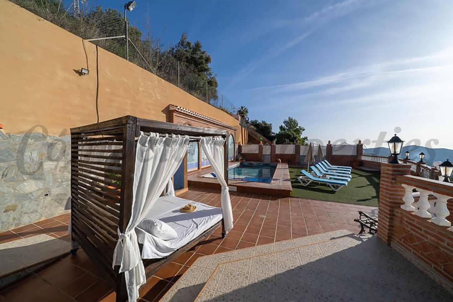 4 camera da letto Finca/Casa di Campagna da affittare in Torrox con piscina garage - 1.700 € (Rif: 9542101)
