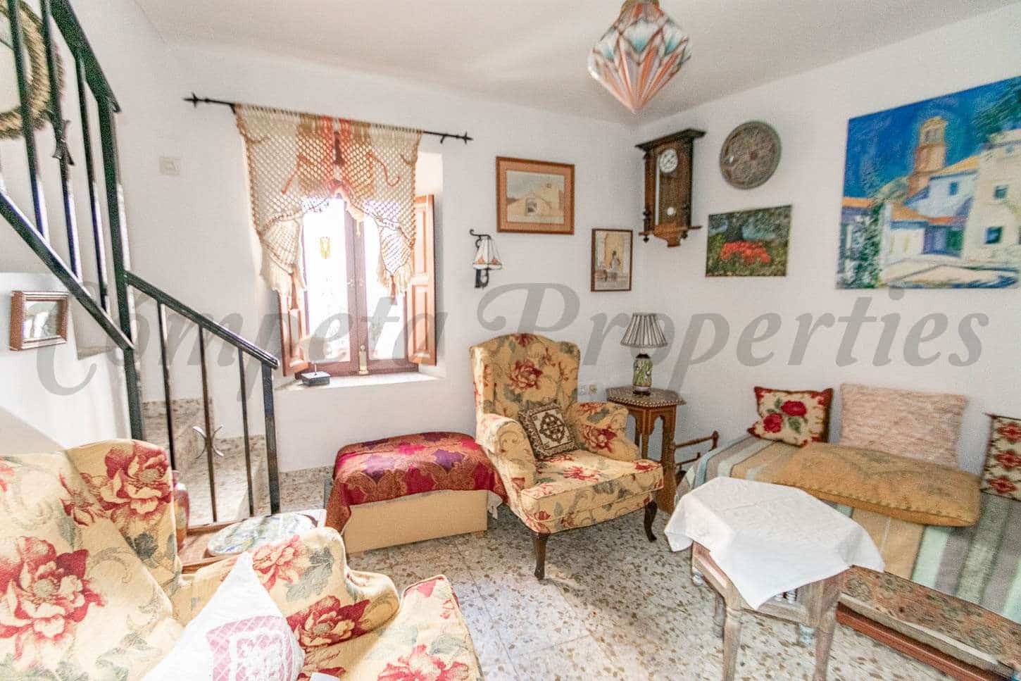 1 quarto Casa em Banda para arrendar em Competa - 525 € (Ref: 9547215)
