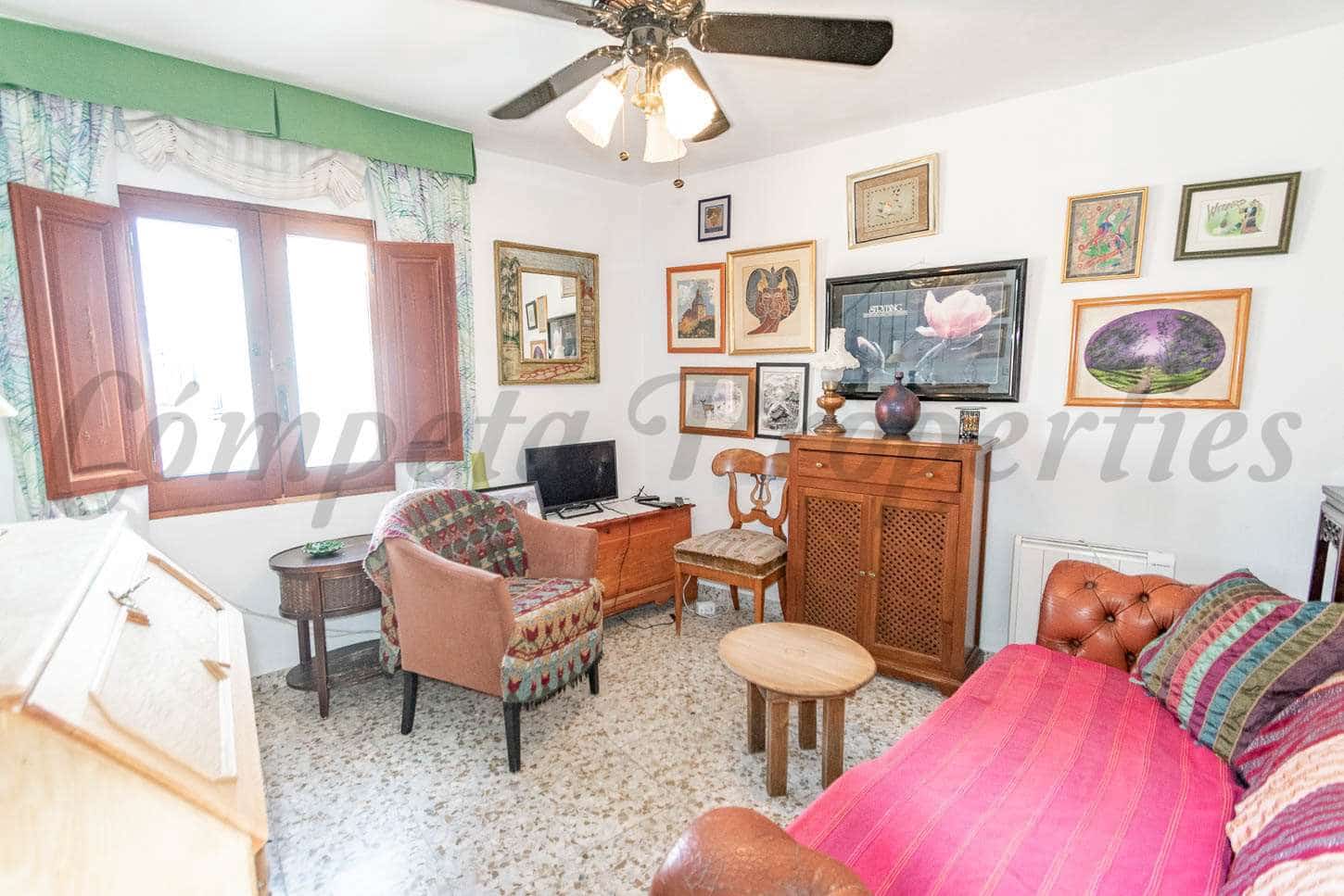1 quarto Casa em Banda para arrendar em Competa - 525 € (Ref: 9547215)