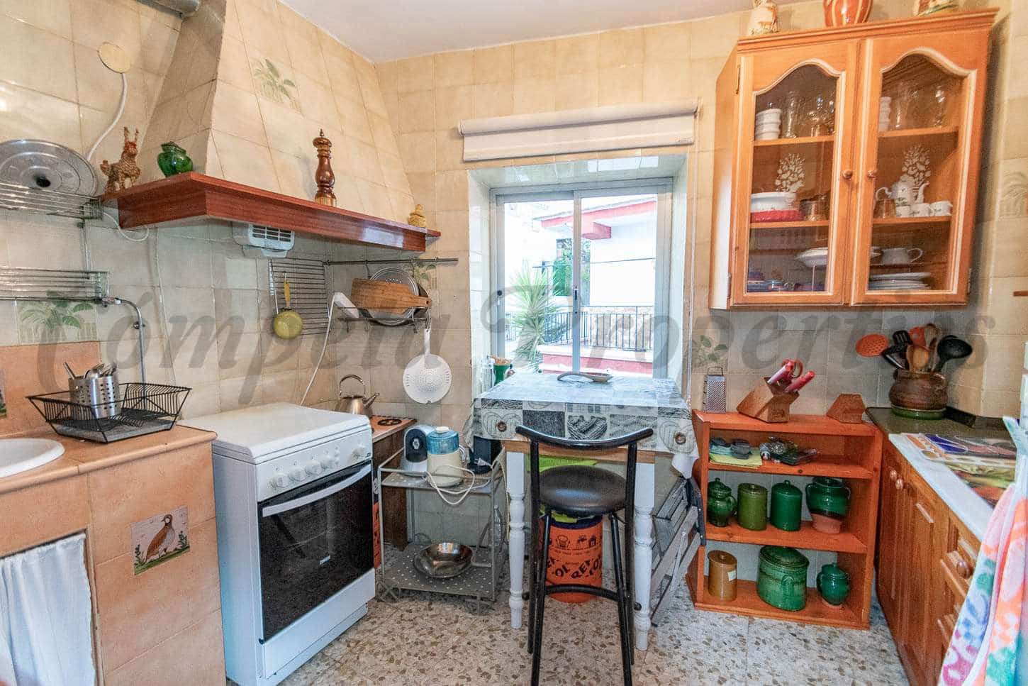 1 quarto Casa em Banda para arrendar em Competa - 525 € (Ref: 9547215)