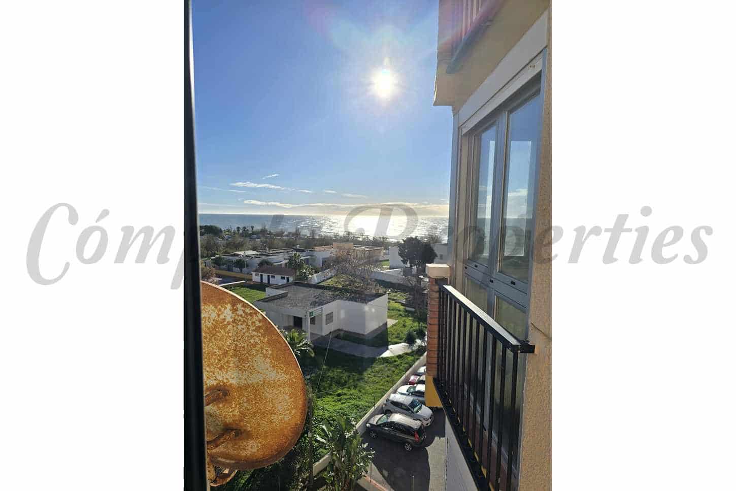 1 chambre Appartement à vendre à Torrox-Costa avec piscine - 239 000 € (Ref: 9550194)