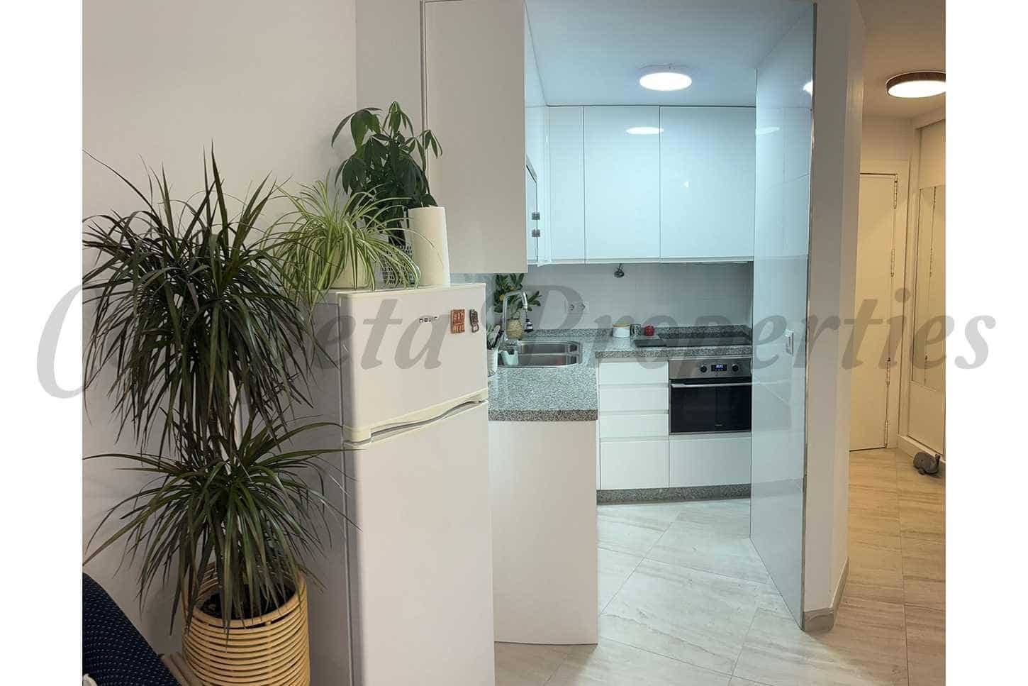 1 quarto Apartamento para venda em Torrox com piscina - 197 000 € (Ref: 9551997)