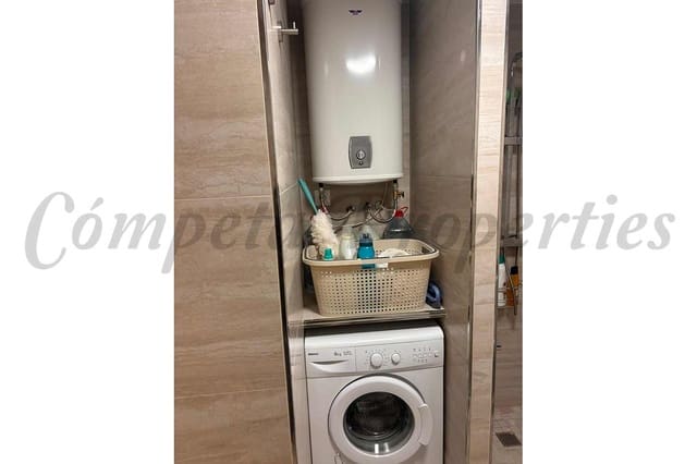 1 quarto Apartamento para venda em Torrox com piscina - 197 000 € (Ref: 9551997)