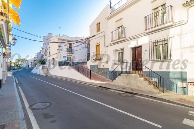 3 soveværelse Byhus til leje i Torrox - € 750 (Ref: 9562211)