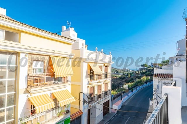 3 soveværelse Byhus til leje i Torrox - € 750 (Ref: 9562211)