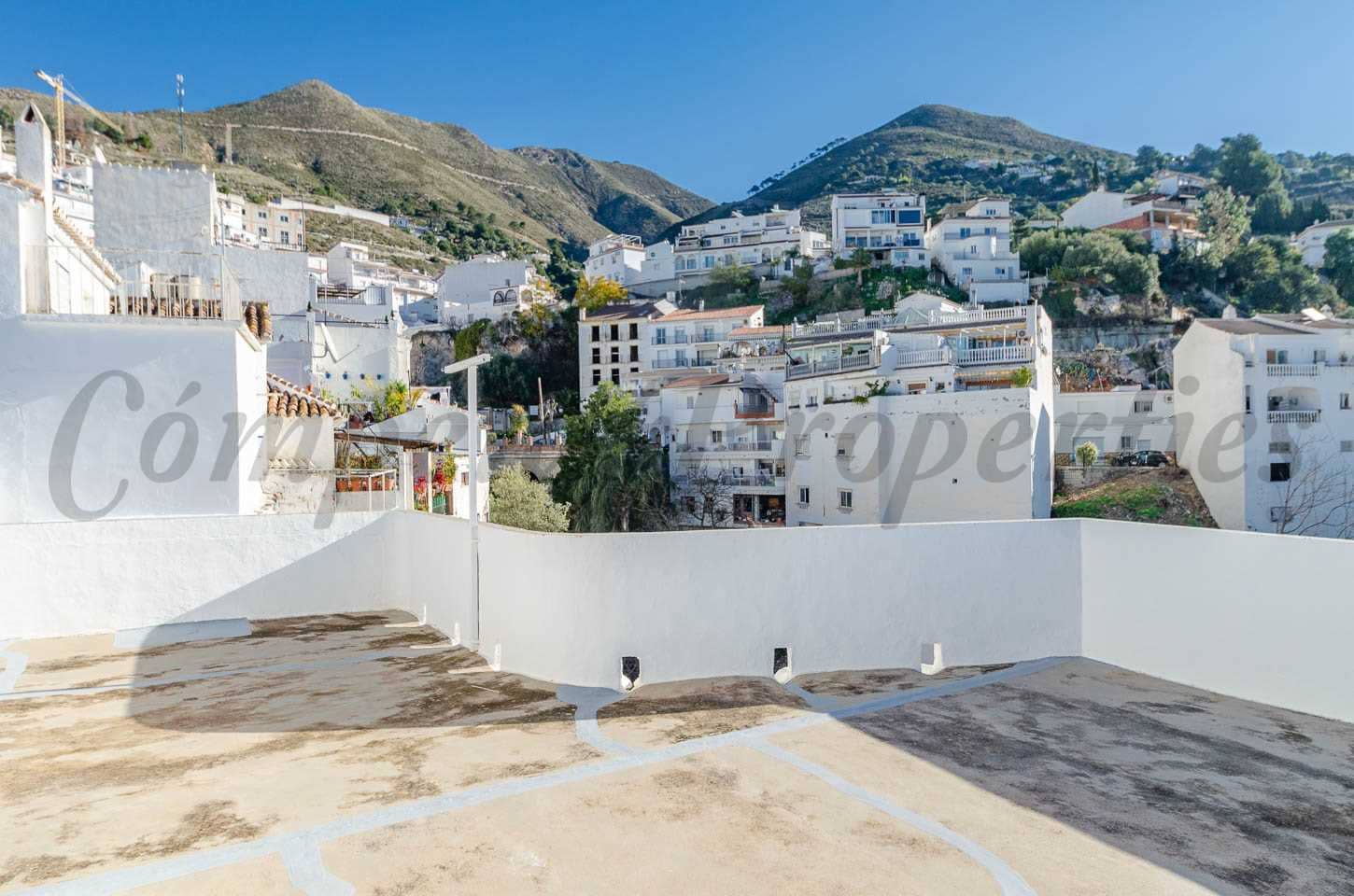 2 soveværelse Byhus til leje i Competa - € 600 (Ref: 9572194)