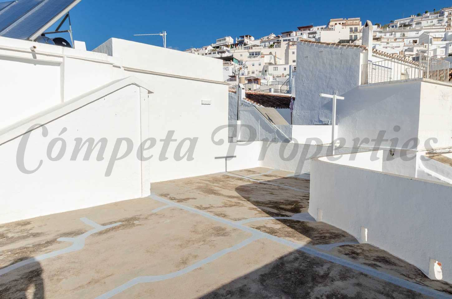 2 soveværelse Byhus til leje i Competa - € 600 (Ref: 9572194)