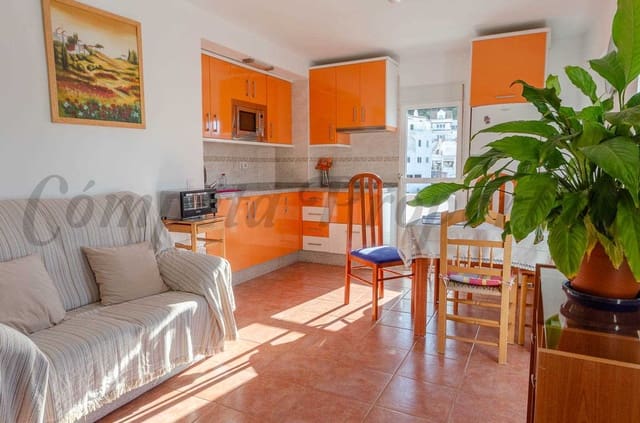 2 soveværelse Byhus til leje i Cómpeta - € 600 (Ref: 9572194)