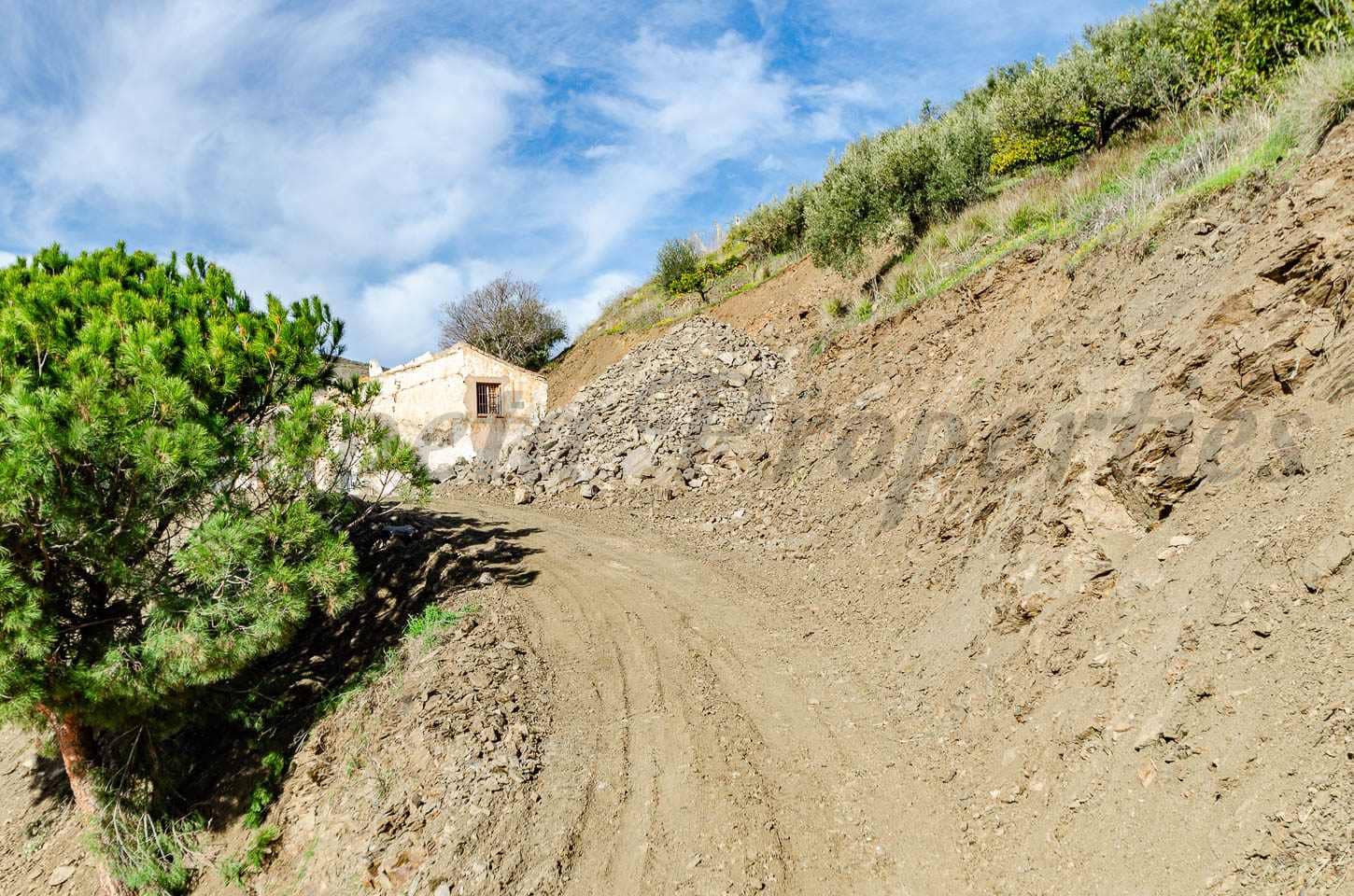 Finca/Landehus til salg i Competa - € 212.000 (Ref: 9572210)