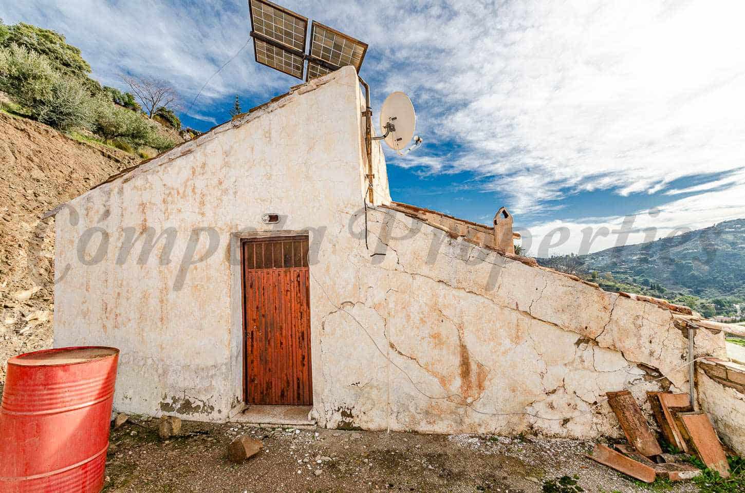 Finca/Landehus til salg i Competa - € 212.000 (Ref: 9572210)