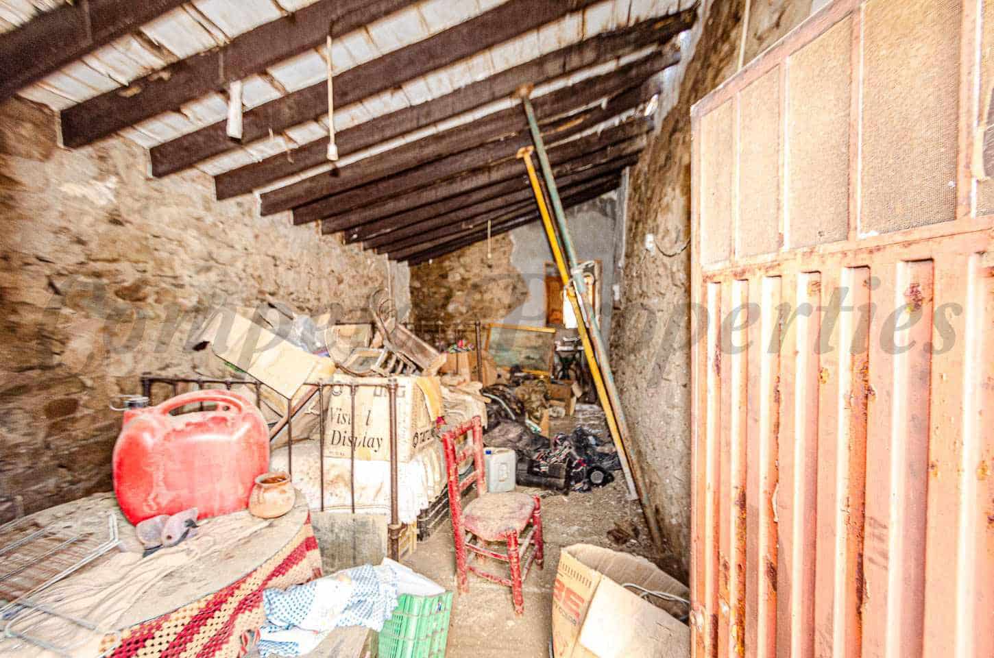 Finca/Landehus til salg i Competa - € 212.000 (Ref: 9572210)