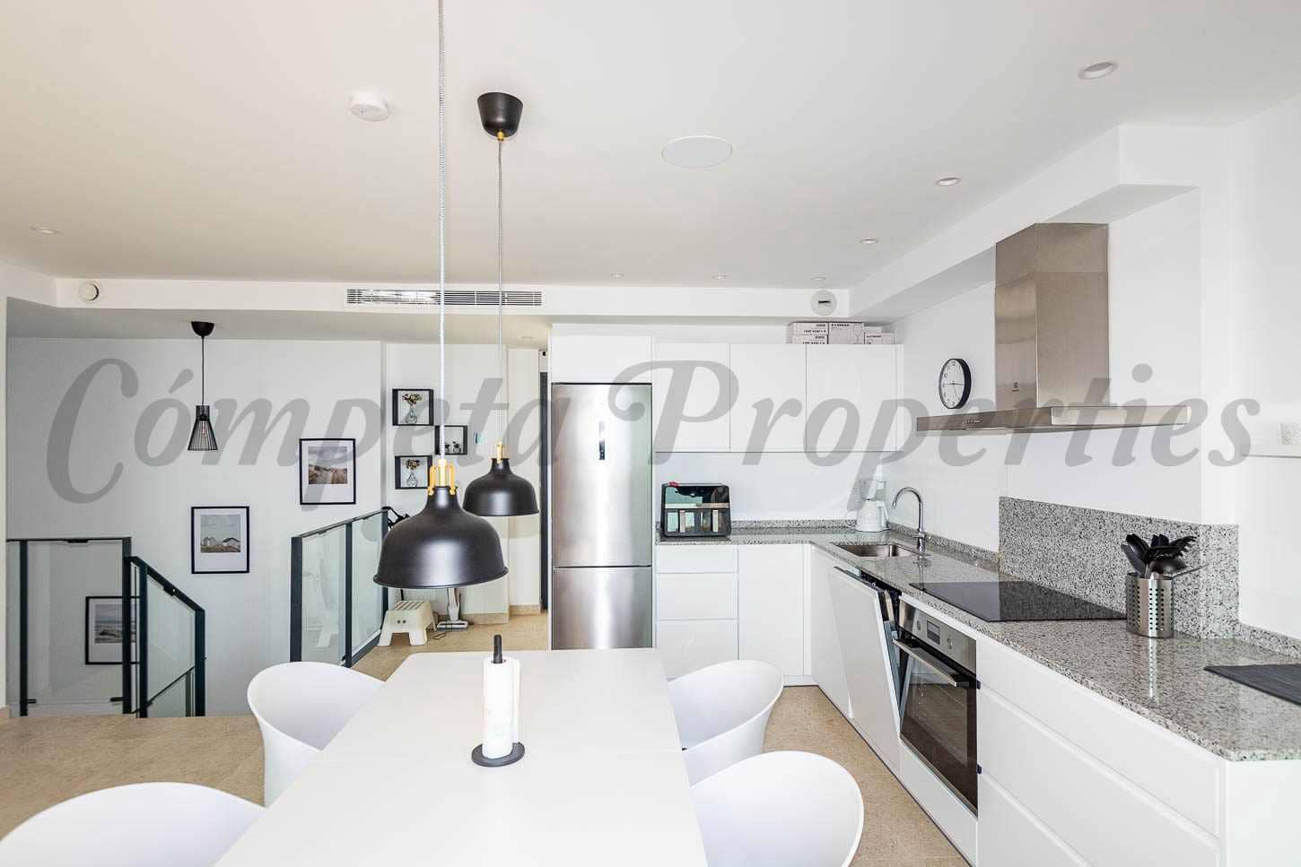 3 makuuhuone Rivitalo myytävänä paikassa Torrox-Costa mukana uima-altaan 
autotalli - 565 000 € (Ref: 9580363)