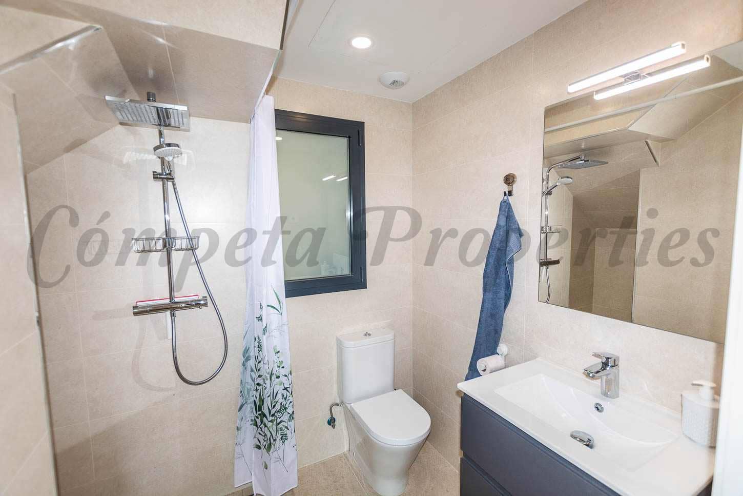 3 makuuhuone Rivitalo myytävänä paikassa Torrox-Costa mukana uima-altaan 
autotalli - 565 000 € (Ref: 9580363)