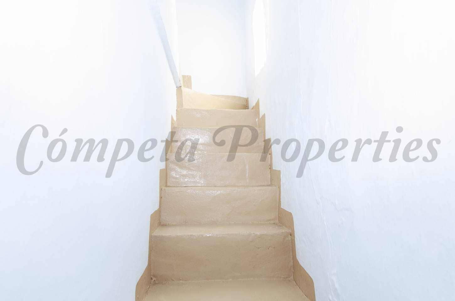 2 makuuhuone Omakotitalo myytävänä paikassa Torrox - 115 000 € (Ref: 9583478)