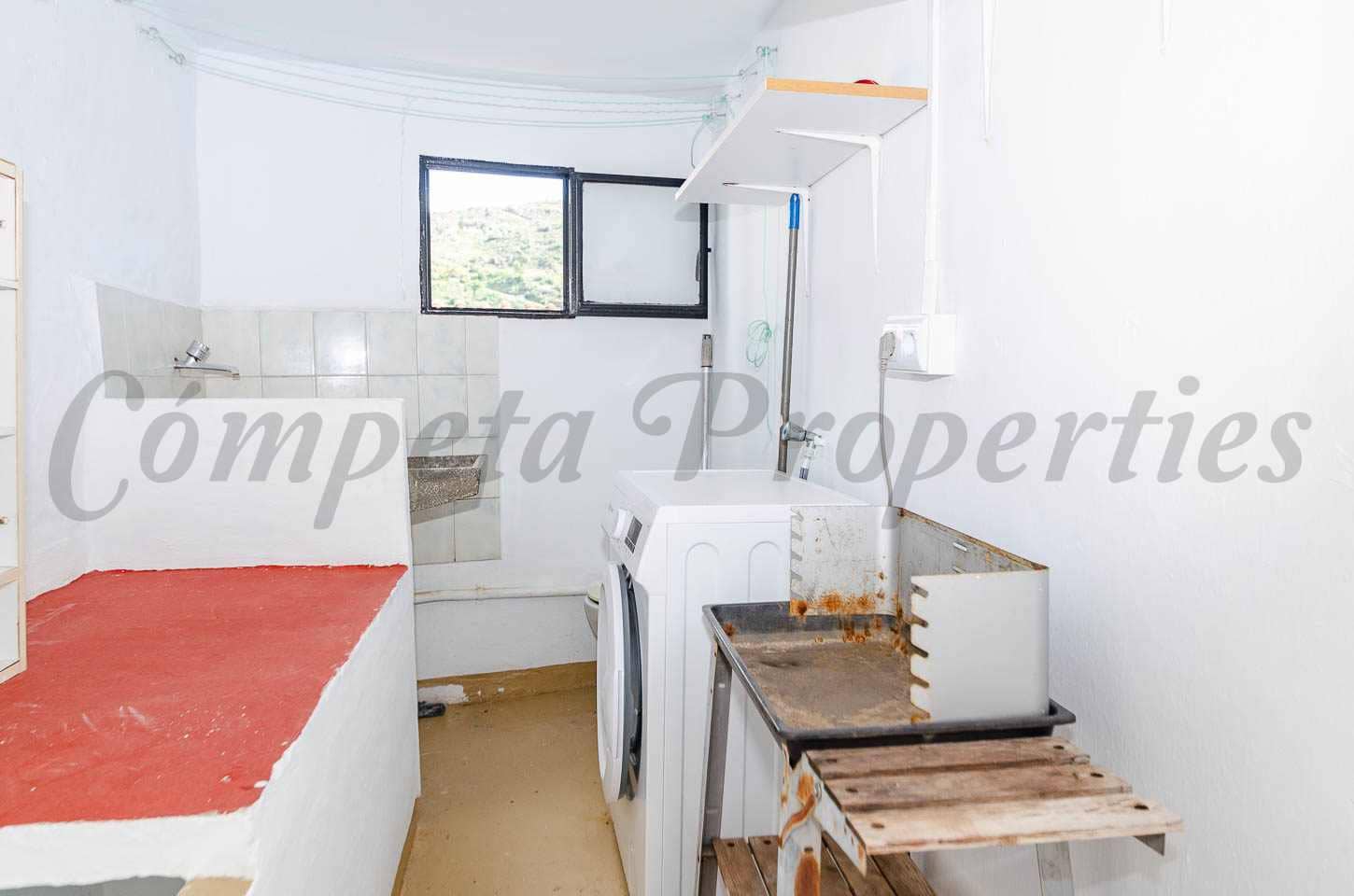 2 makuuhuone Omakotitalo myytävänä paikassa Torrox - 115 000 € (Ref: 9583478)