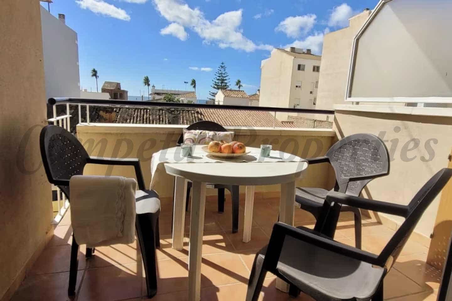 2 slaapkamer Appartement te huur in El Morche - € 800 (Ref: 9584970)