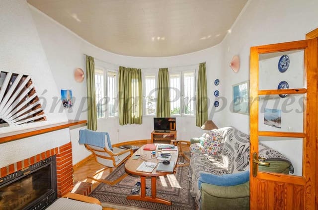 3 sovrum Finca/Hus på landet till salu i Torrox med garage - 299 000 € (Ref: 9592210)