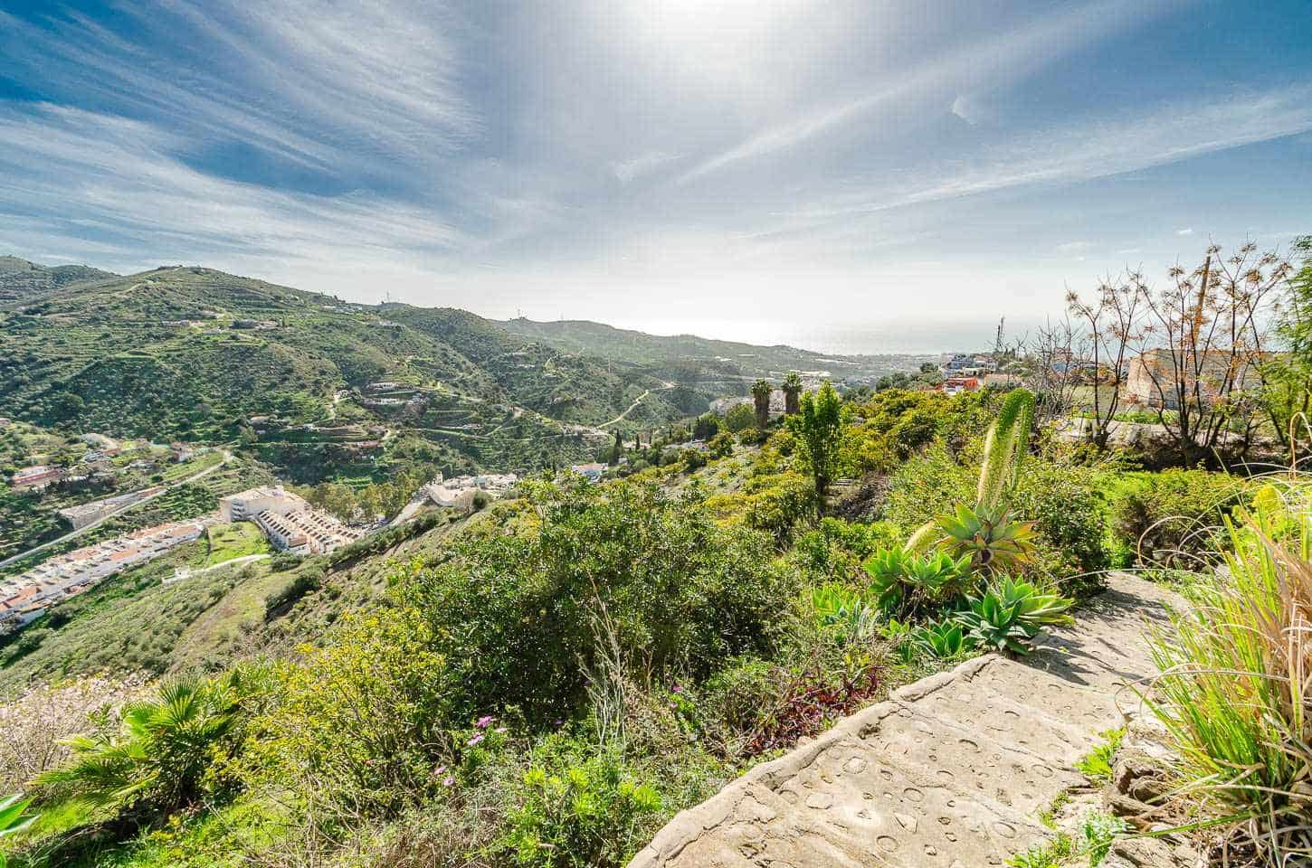 3 sovrum Finca/Hus på landet till salu i Torrox med garage - 299 000 € (Ref: 9592210)