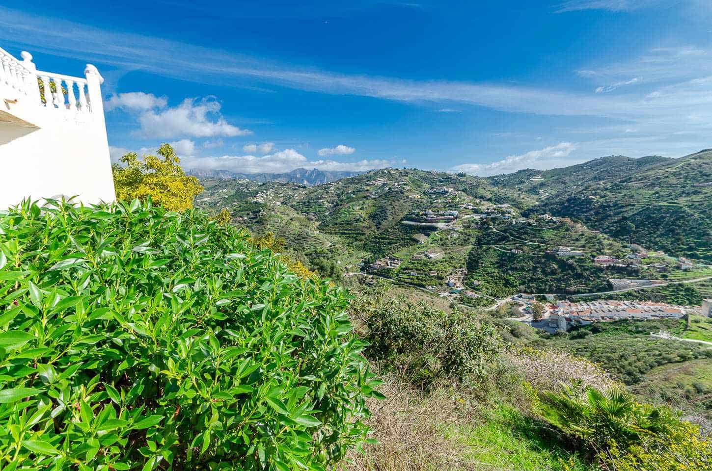 3 sovrum Finca/Hus på landet till salu i Torrox med garage - 299 000 € (Ref: 9592210)