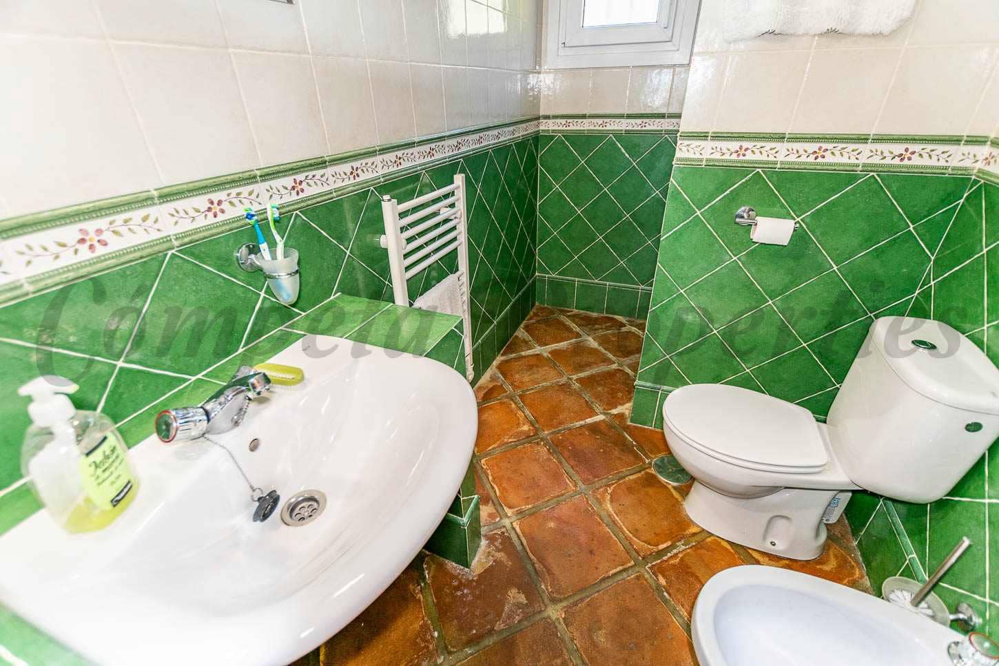 3 bedroom Villa for sale in Competa with pool - € 435,000 (Ref: 9609499)