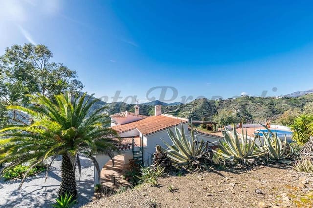 3 bedroom Villa for sale in Cómpeta with pool - € 435,000 (Ref: 9609499)